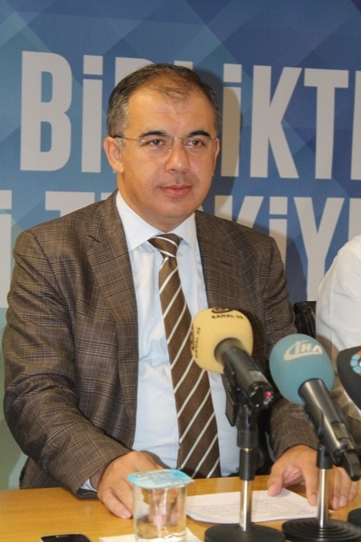 AK Parti İzmir İl Başkanı Bülent Delican Açıklaması