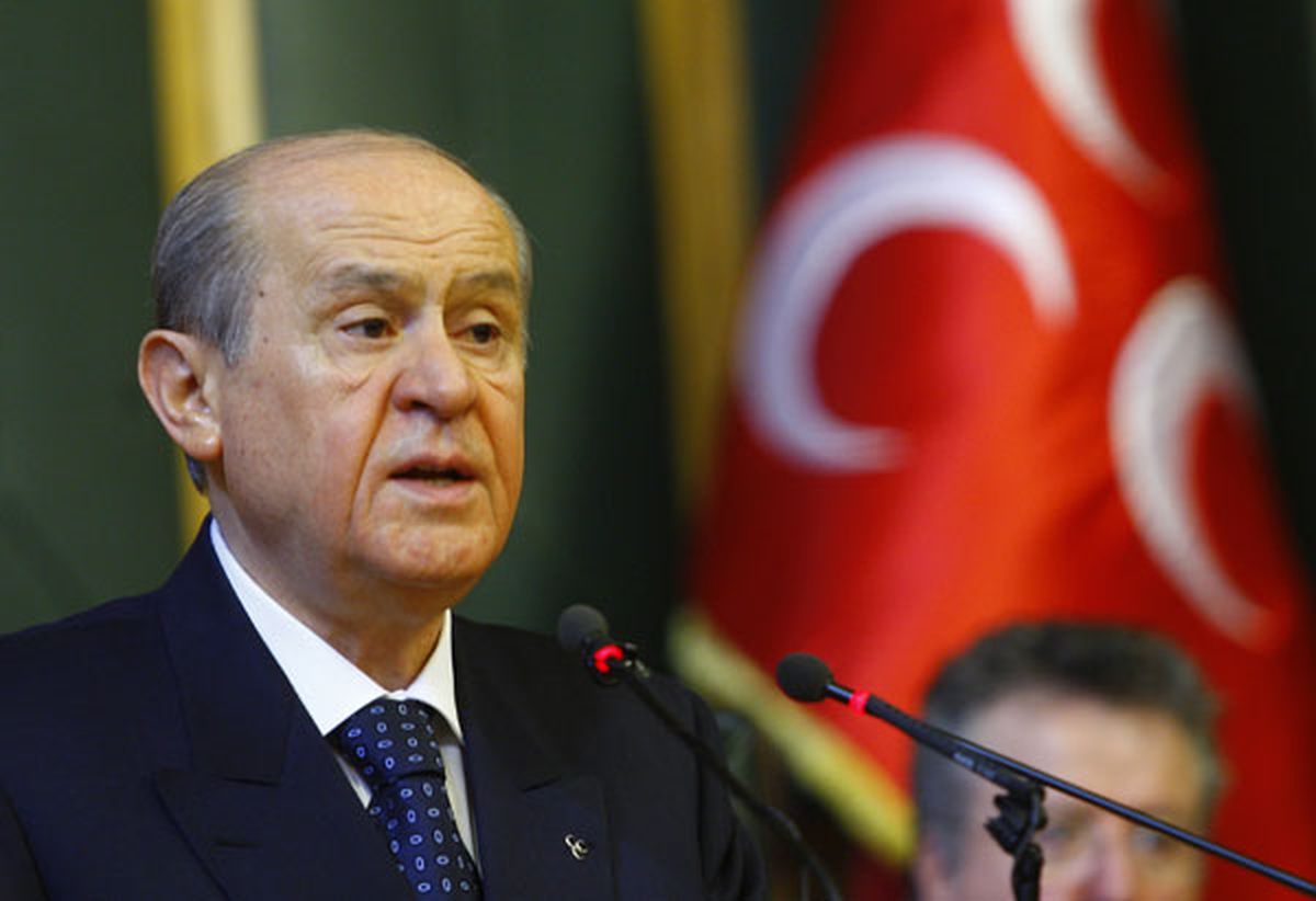 Bahçeli\'den Davutoğlu\'na Sert Eleştiri