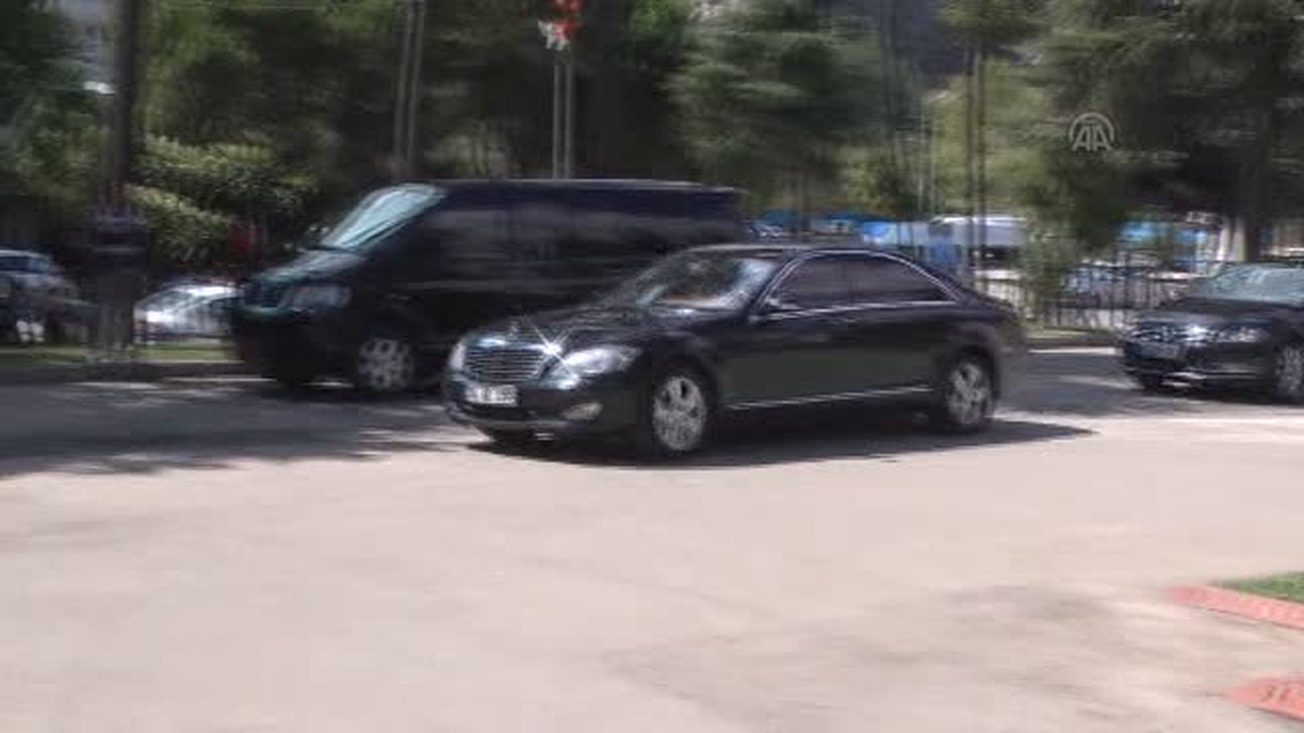 Bakan Yıldız - Lice\'deki heykel gerginliği -