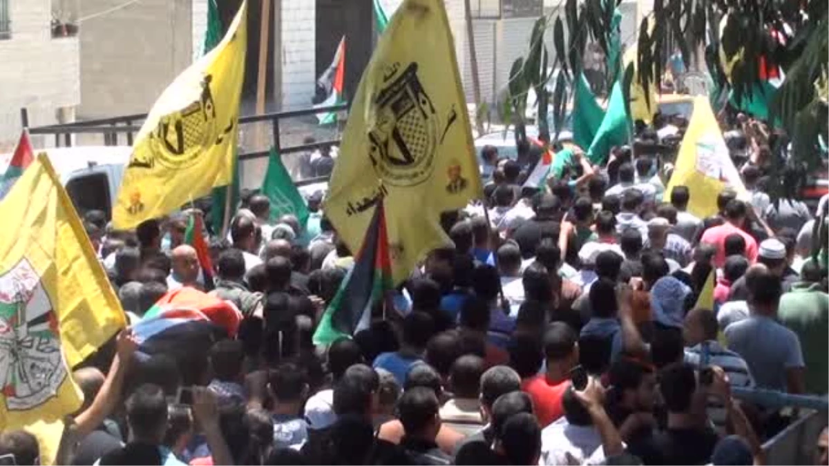 Gazze\'ye Destek Gösterilerinde 5 Filistinli Yaralandı