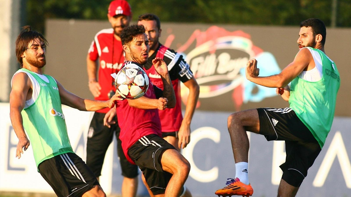 Beşiktaş\'ta Arsenal Maçı Hazırlıkları Sürüyor