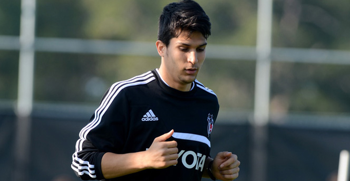 Beşiktaş\'ta Necip Uysal, Arsenal Maçında Oynamayacak