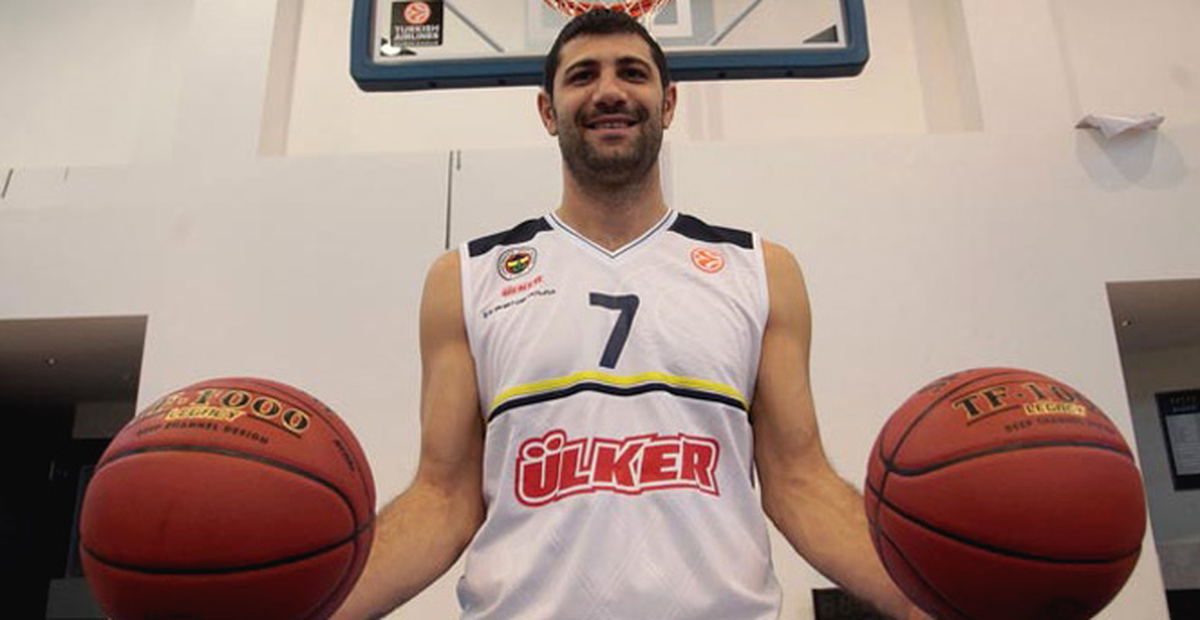 Fenerbahçe Ülker Takım Menajeri Ömer Onan Basketbola Veda Ediyor