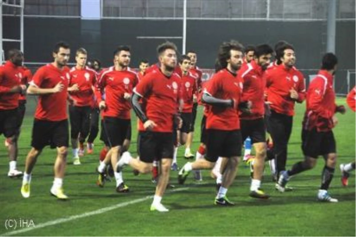 Antalyaspor, Bandırmaspor ile Oynadığı Maçı 2-1 Kazandı