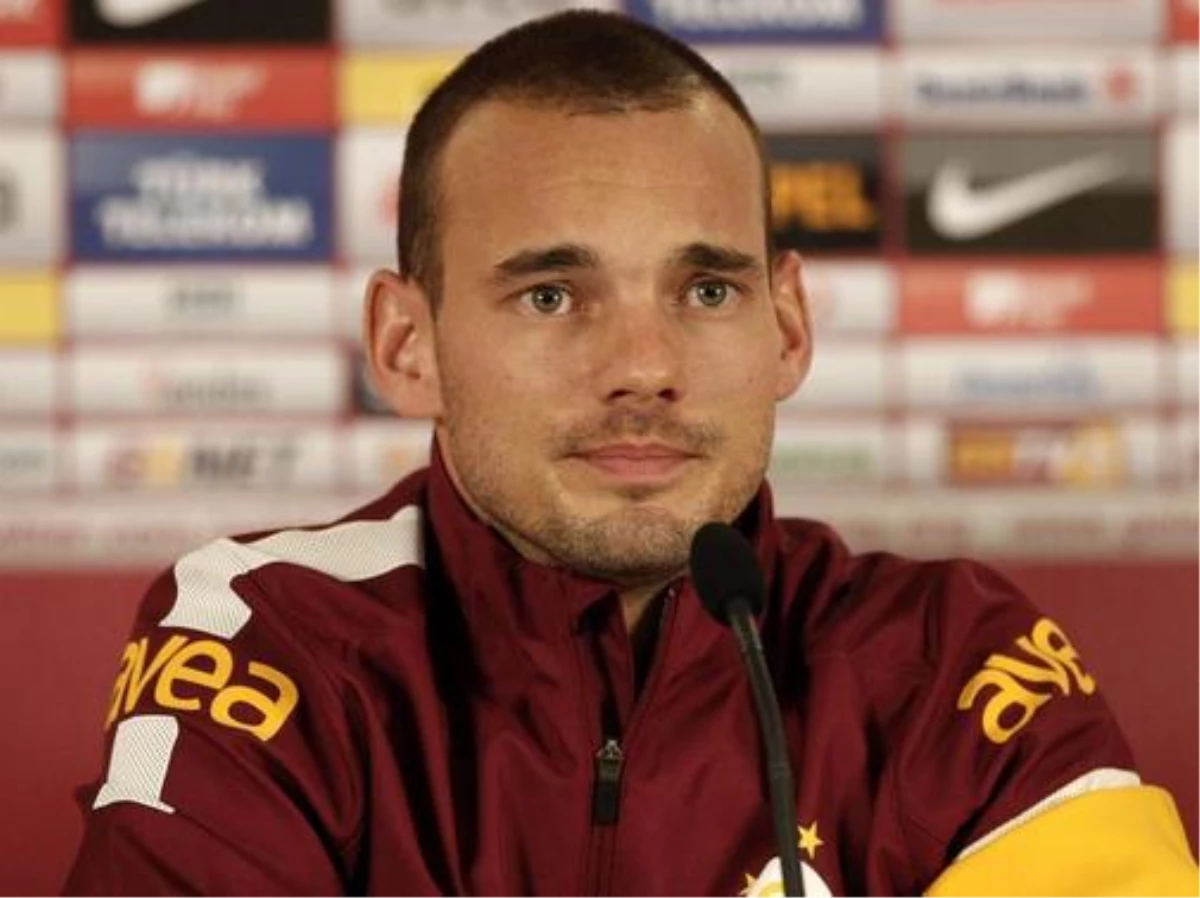 Galatasaray\'ın Hollandalı Oyuncusu Sneijder Açıklaması