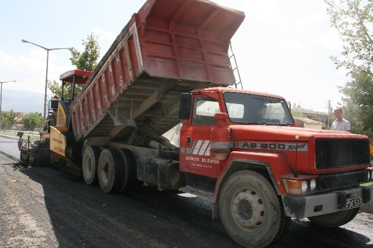 Kırklar Caddesi Asfaltlanıyor