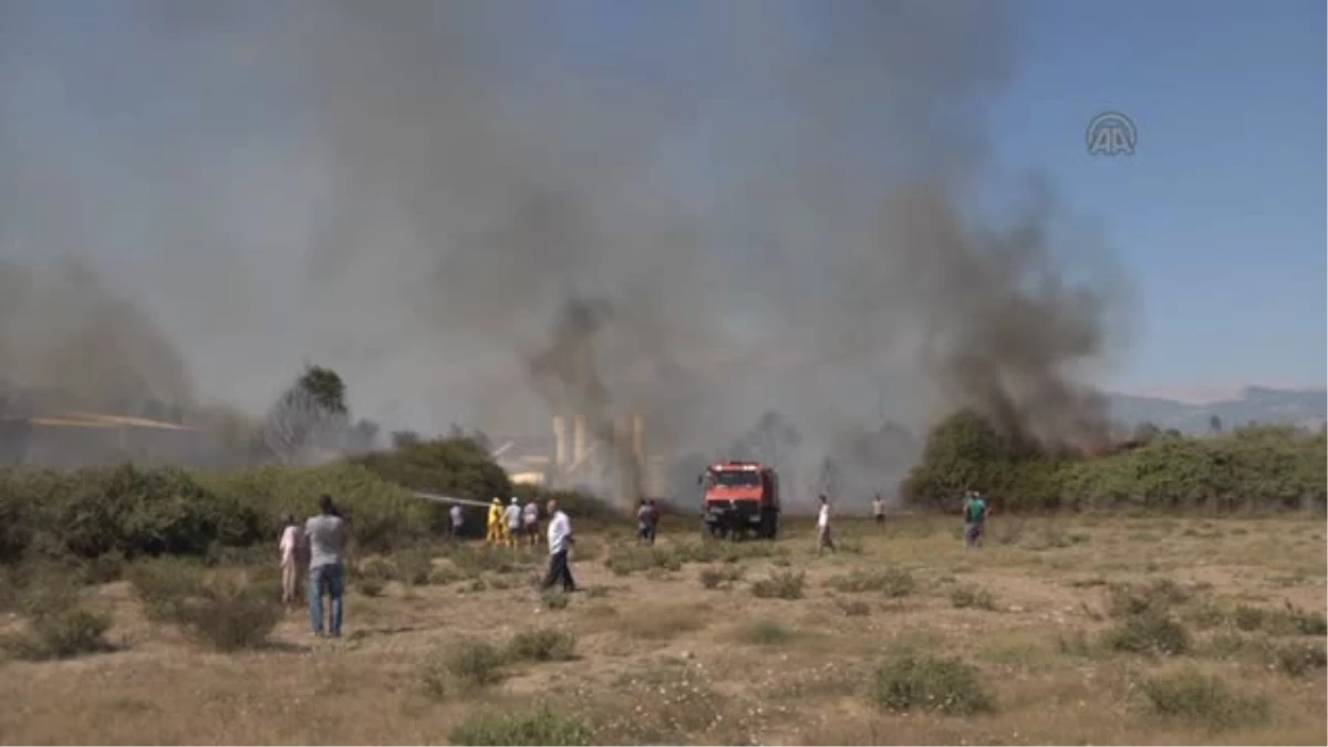 Antalya\'da Makilik Alan Yangını Korkuttu