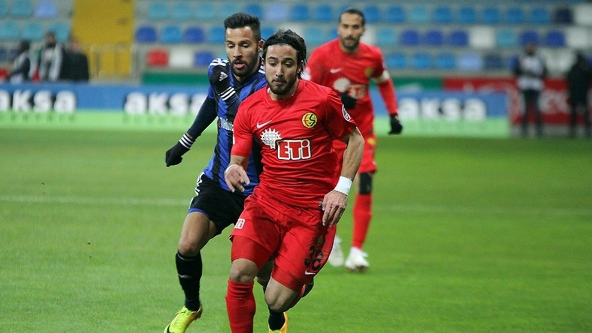 Mesut Hoşcan, Tarık\'ın Fiyatında Geri Adım Atılmayacak