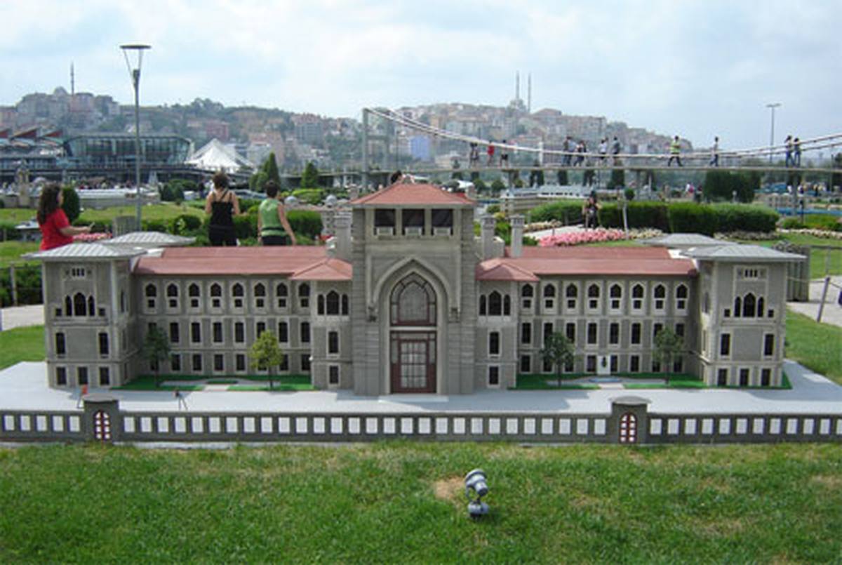 Türkiye\'de 3 Başbakan Çıkartan Lise