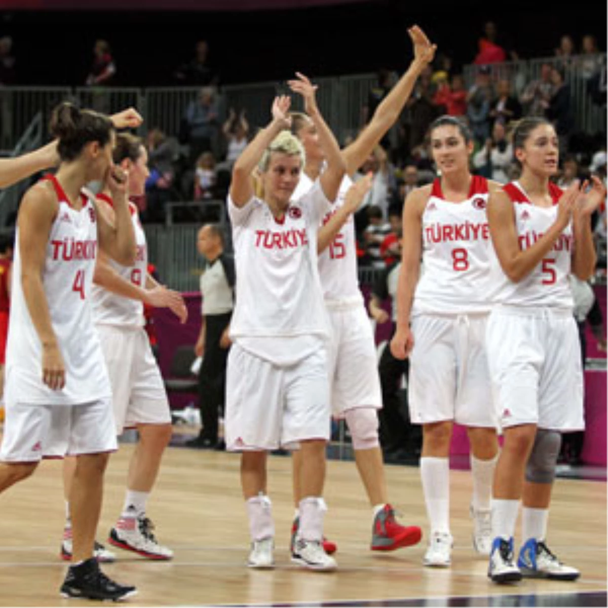 A Milli Kadın Basketbol Takımı, Zafer Kupası\'nda Şampiyonluğa Ulaştı