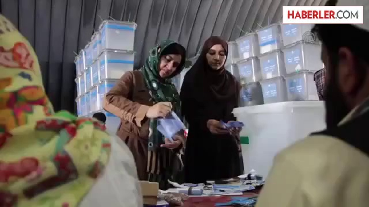 Afganistan\'daki Devlet Başkanı Seçimi