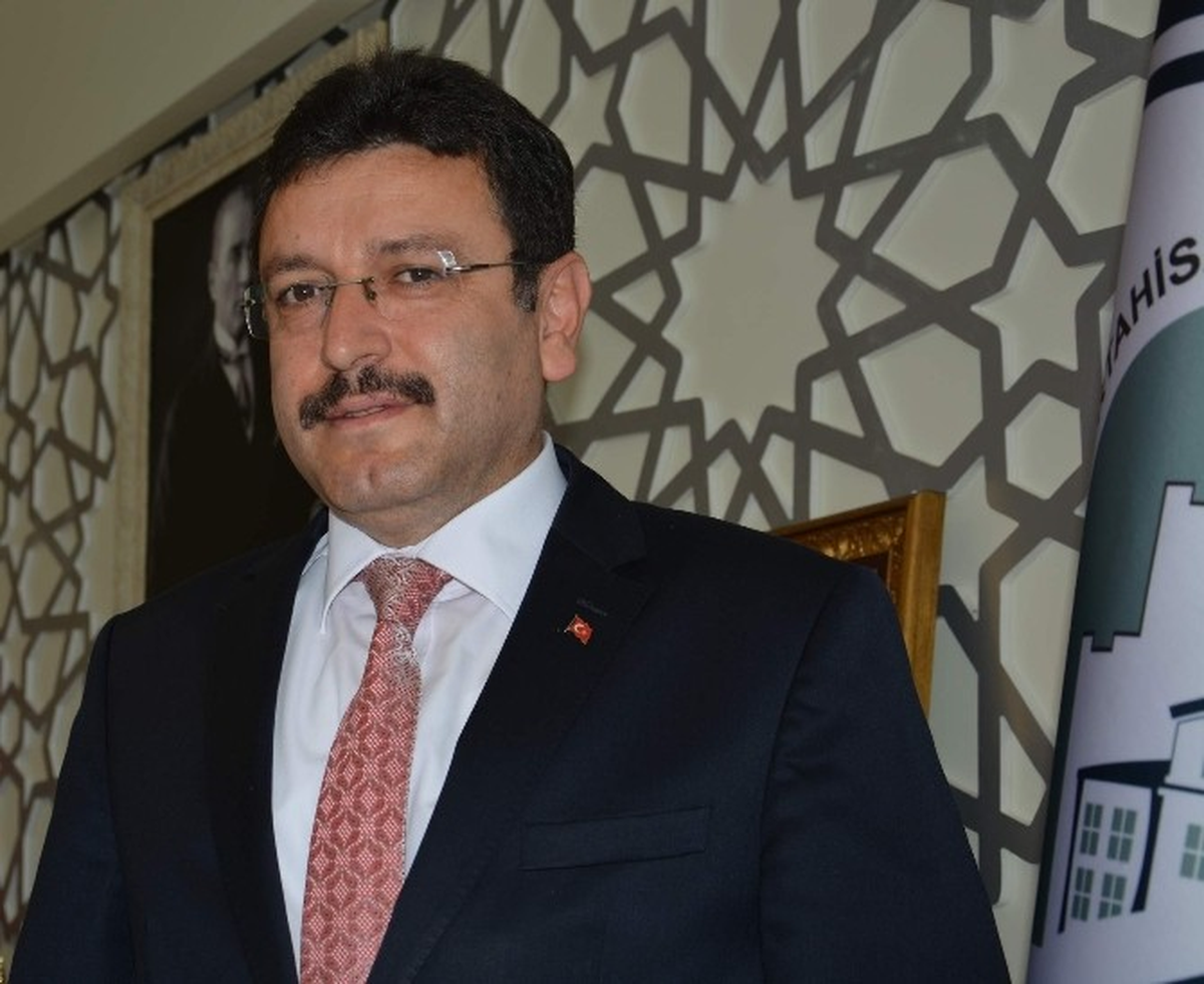 Başkan Genç \'Ten Eğitime Destek