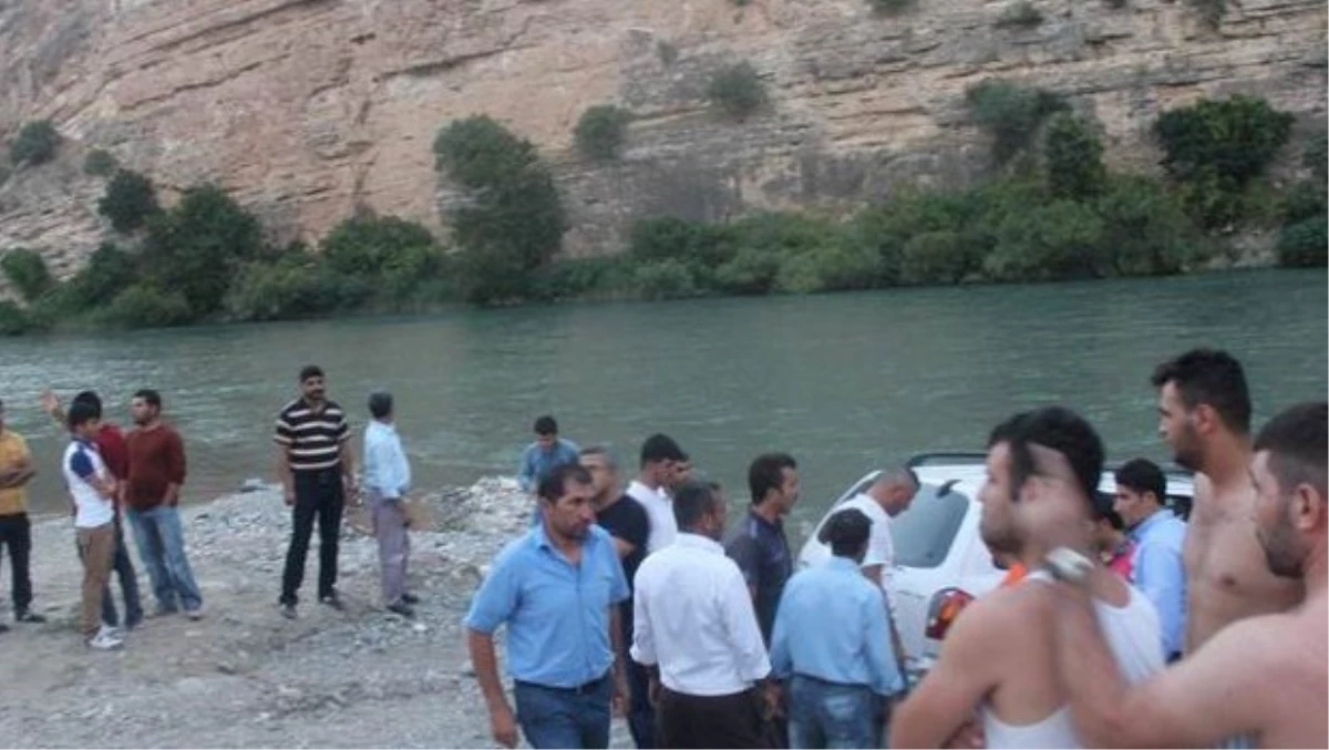 Cizre\'de Belediye, Olası Su Taşkını İçin Uyarı Anonsu Yaptı