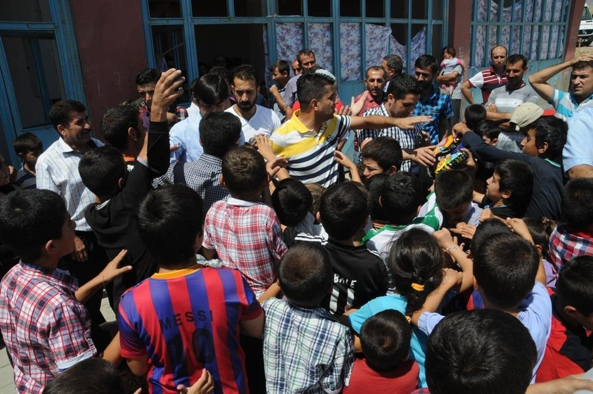 Cizrespor Kulübü\'nden Ezidilere Yardım