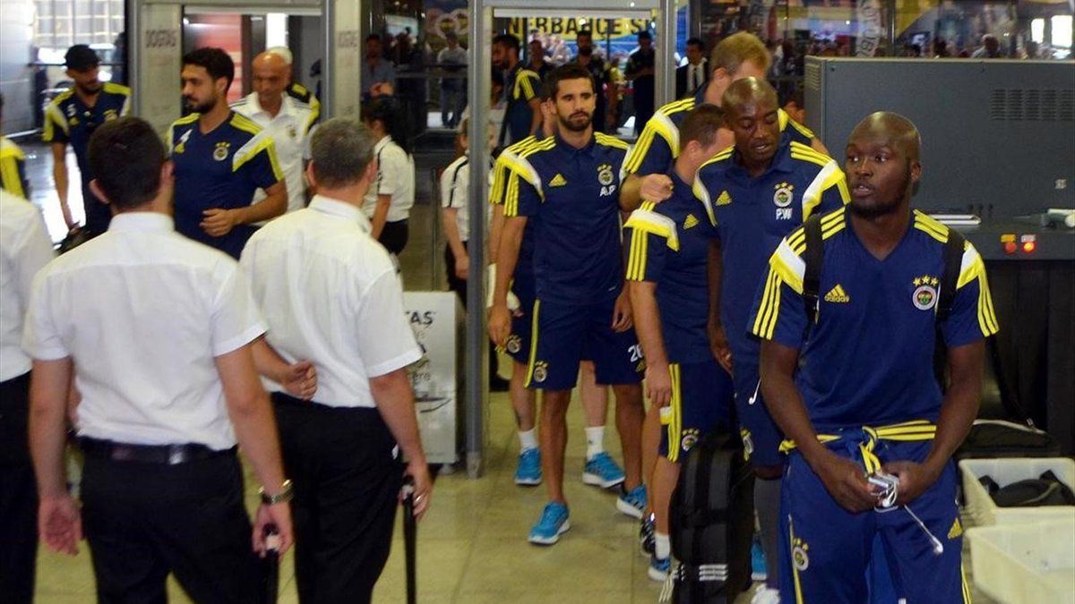 Fenerbahçe İzmir\'e Gitti