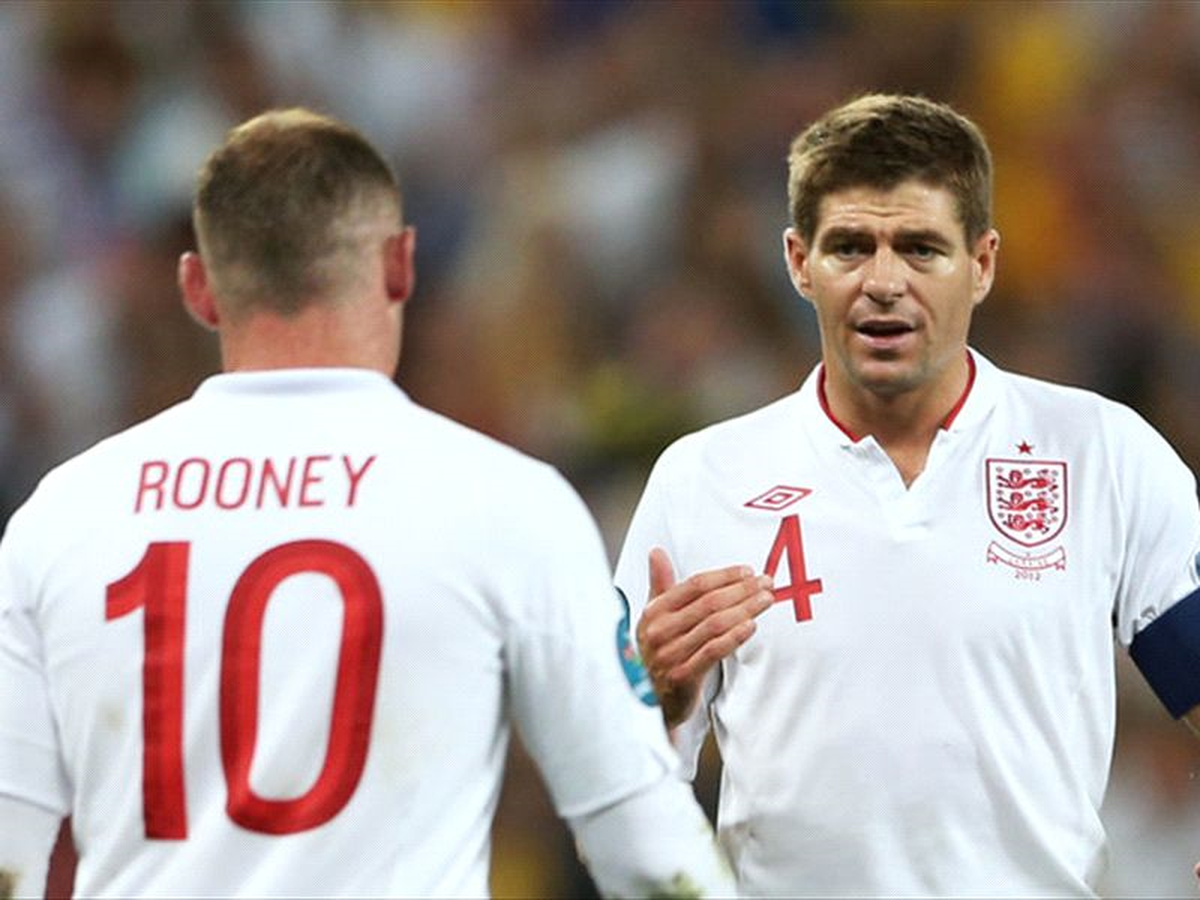 Gerrard: İngiltere\'nin Kaptanı Rooney Olmalı