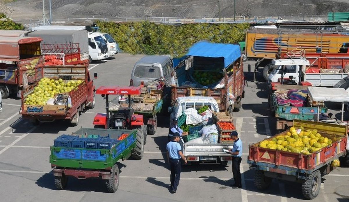 Keçiören Zabıtası Seyyar Satıcılara Göz Açtırmıyor
