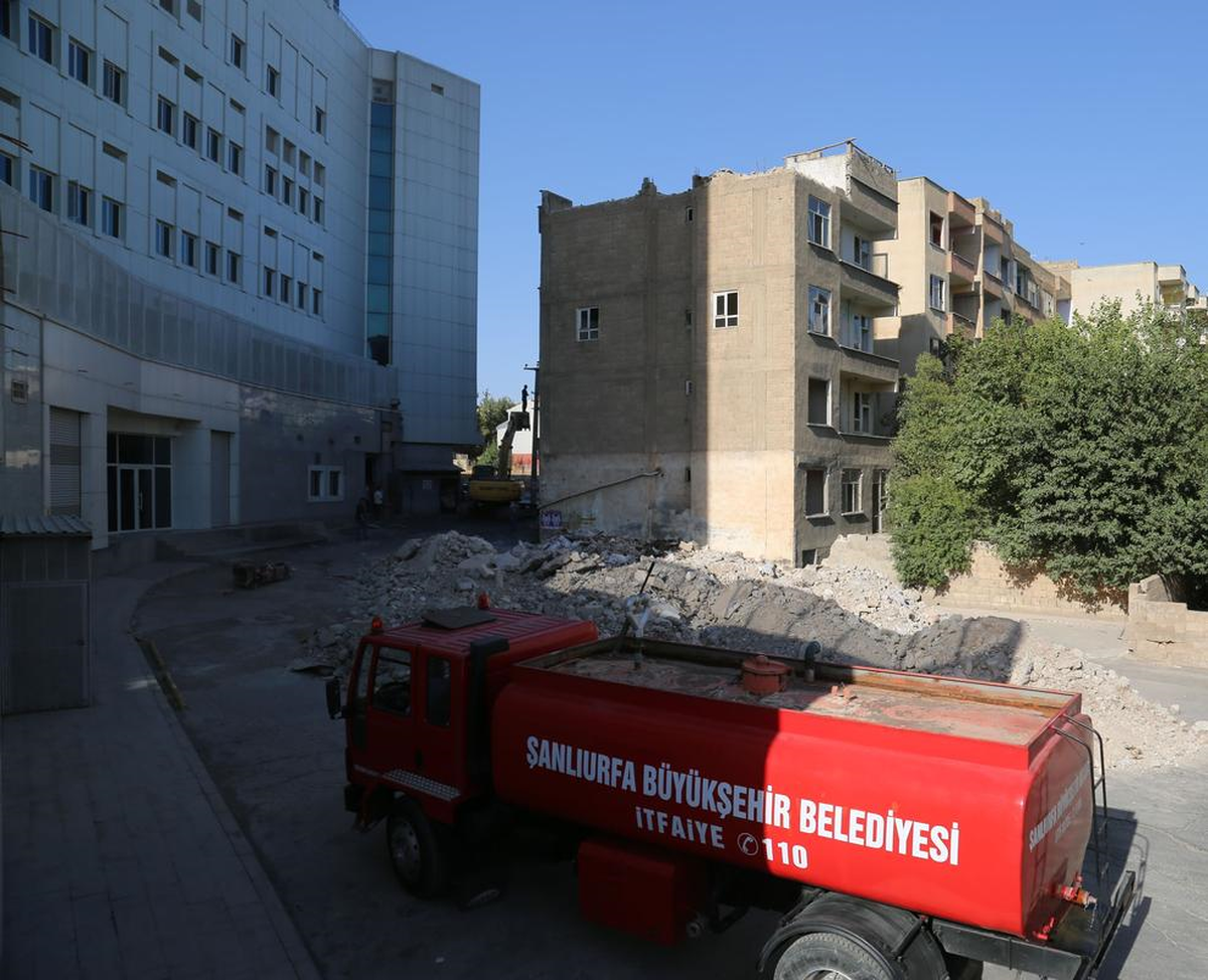 Şanlıurfa Büyükşehir Belediyesinin Yol Çalışmaları