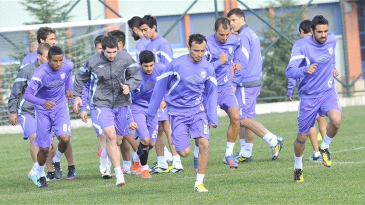 Şehirlerinin Takımına 30 Saat Canlı Yayın Yaparak Sahip Çıktılar
