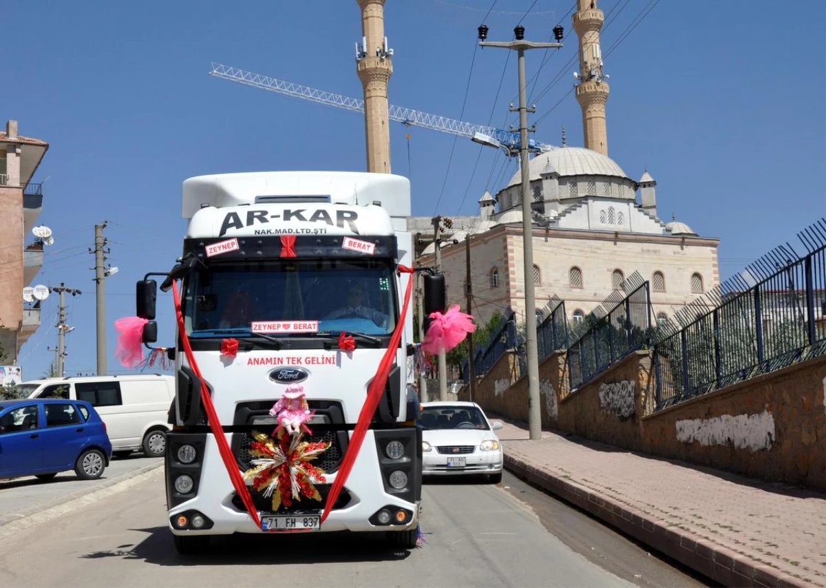 Tır, Gelin Arabası Oldu