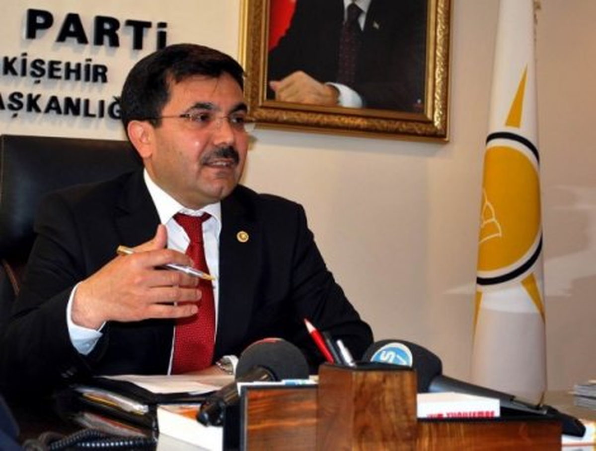 Eskişehir Milletvekili Koca: Davutoğlu Türkiye\'nin İstikametine Güç Katacak