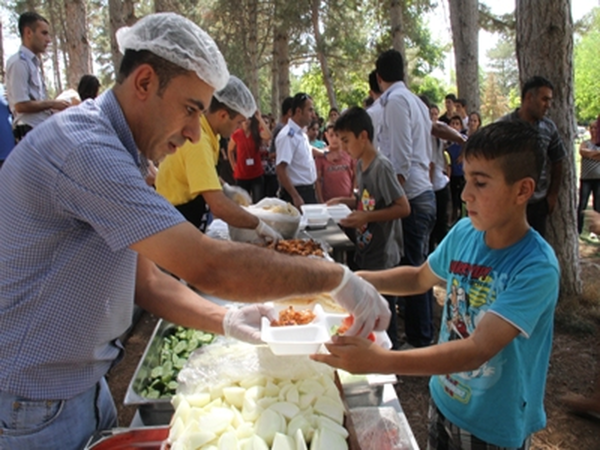 Belediye\'den Şengalli Ailelere Piknik