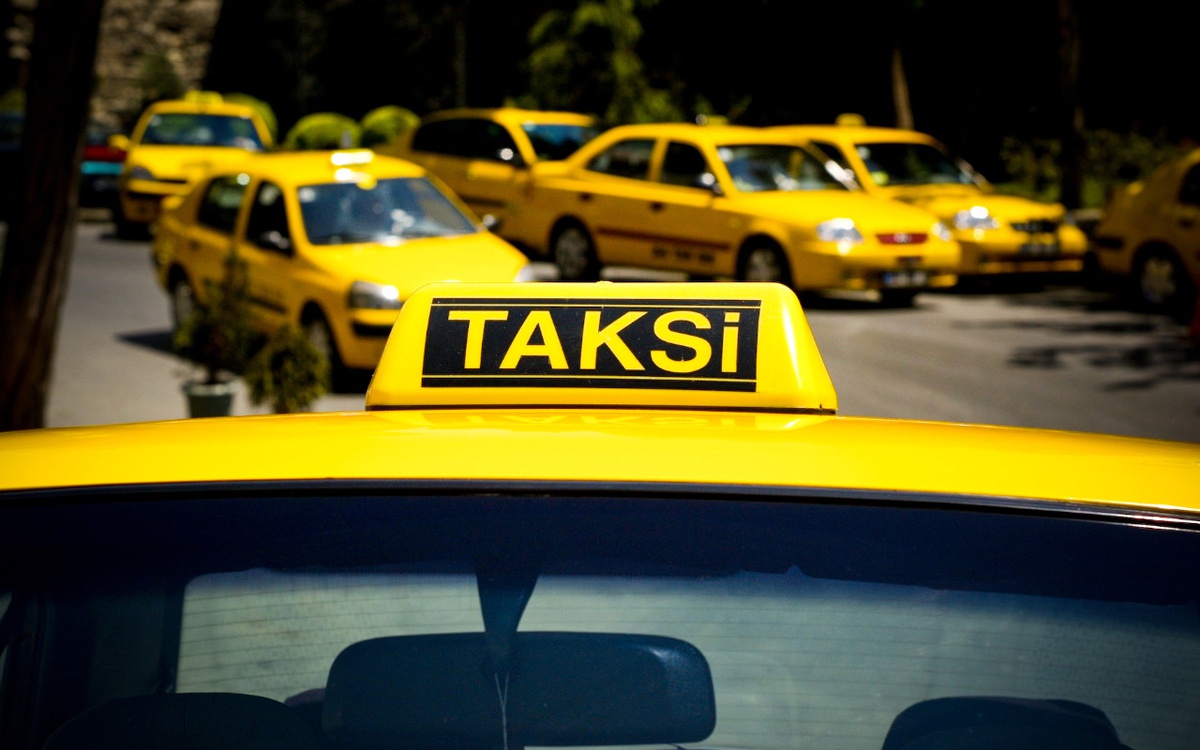 Bodrum\'da Çalışan Şoförlerde Yabancı Dil Bilmeyen Kalmayacak