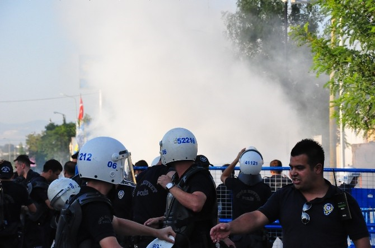 Derbi Öncesi Arbede