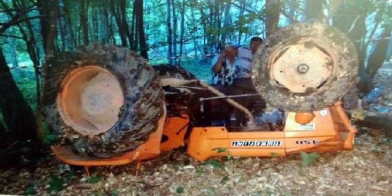 Düzce\'de Devrilen Traktörün Altında Kalan Sürücü Hayatını Kaybetti