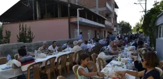 Eski Vekilden Annesi İçin Mevlit