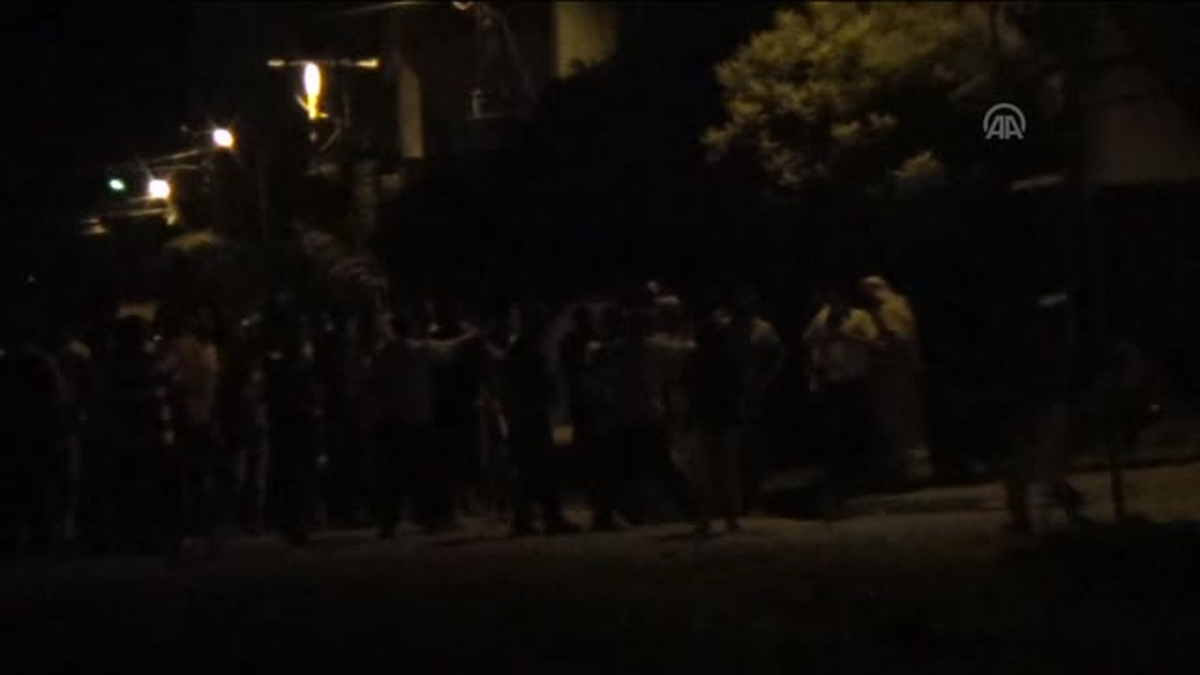Esnaf ile Suriyeliler arasında arbede: 3 yaralı -