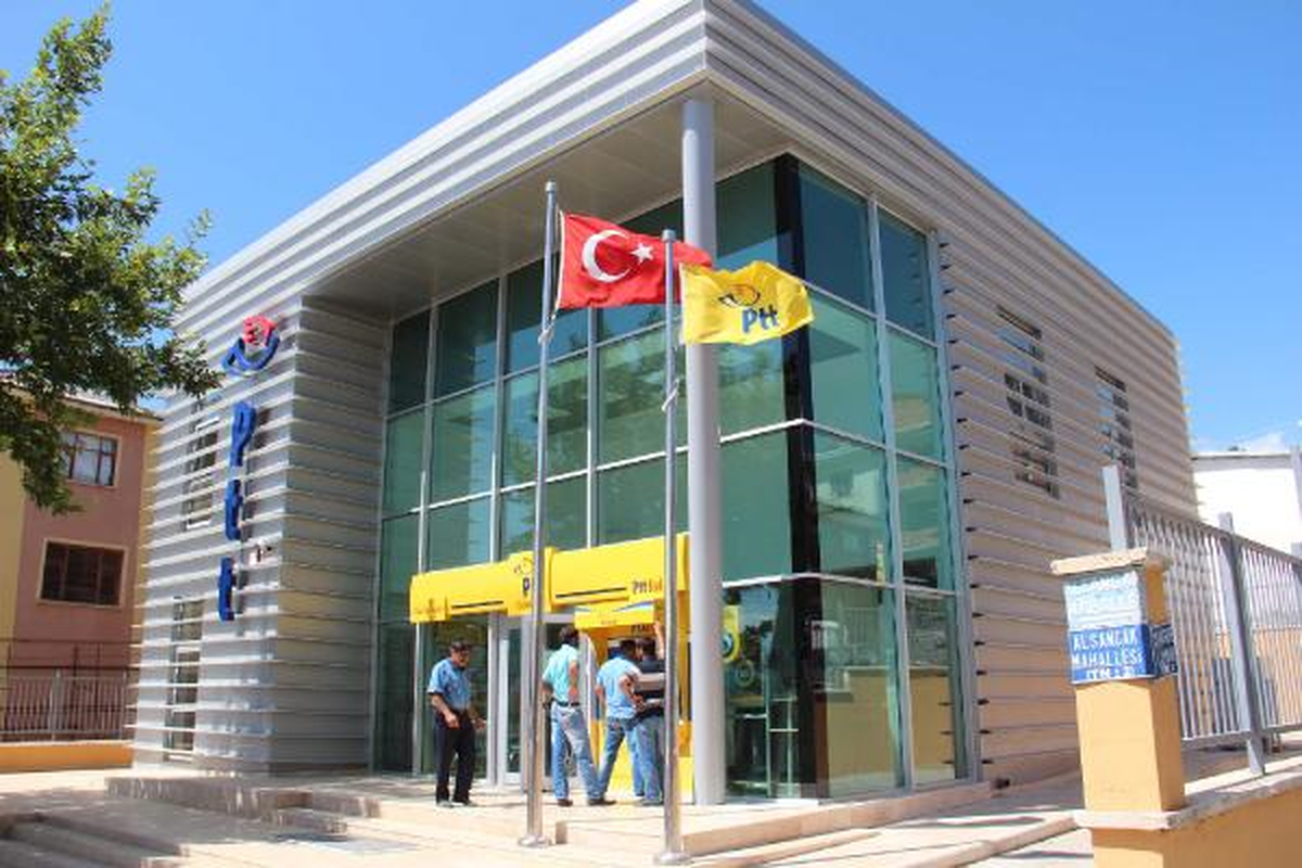 Gölova\'ya Çelikten PTT Binası