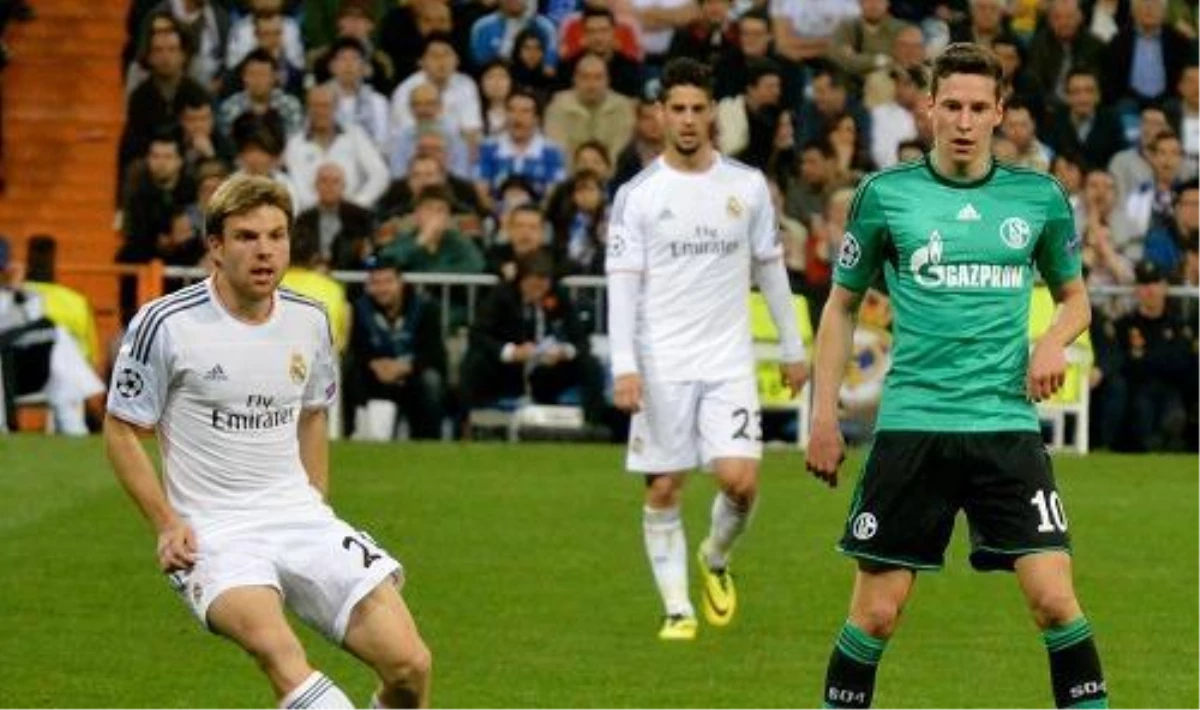 Real Madrid, Cordoba\'yı 2-0 Yendi
