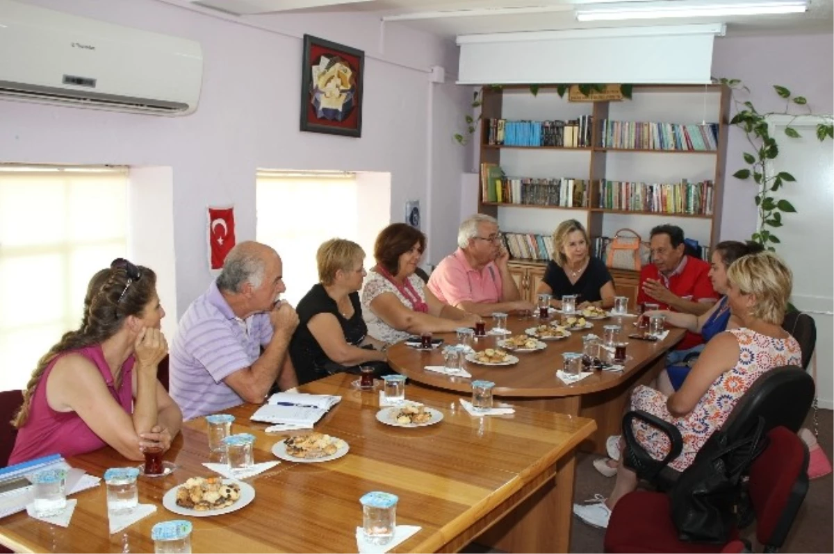 İzmir Kent Konseyi\'nde Urla\'ya Destek Toplantısı Yapıldı