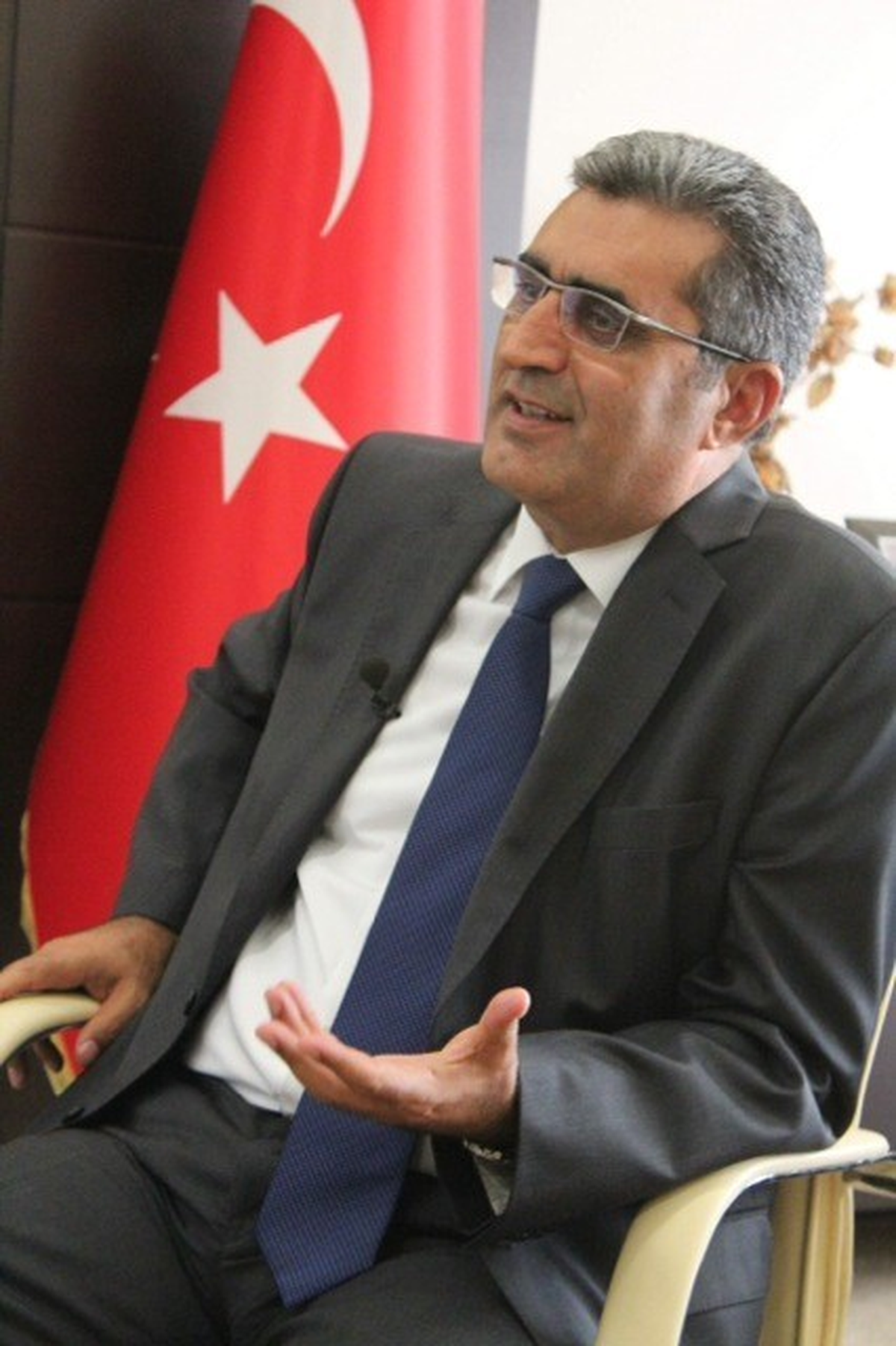 Konya Şeker\'den 300 Dolarlık İthal Ayçiçeği Restine Rest Geldi