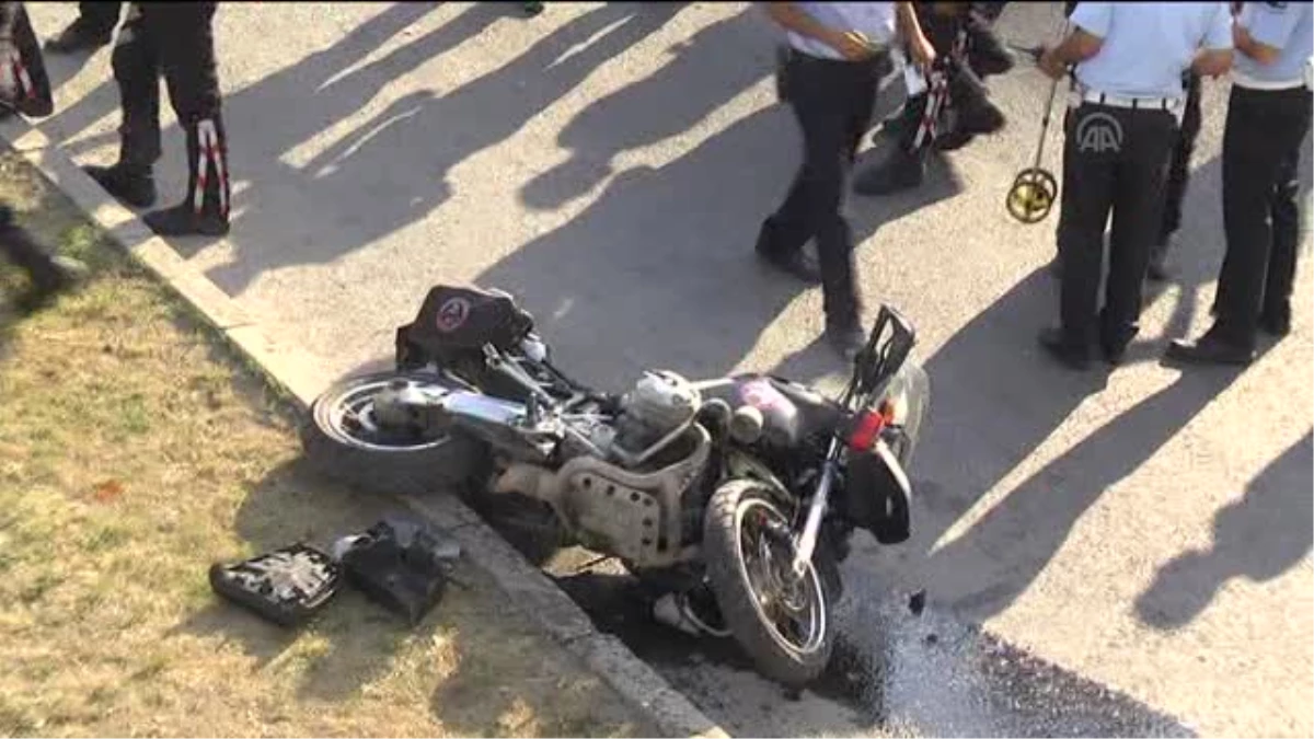 Motosikletli Yunuslar kaza yaptı: 2 yaralı -