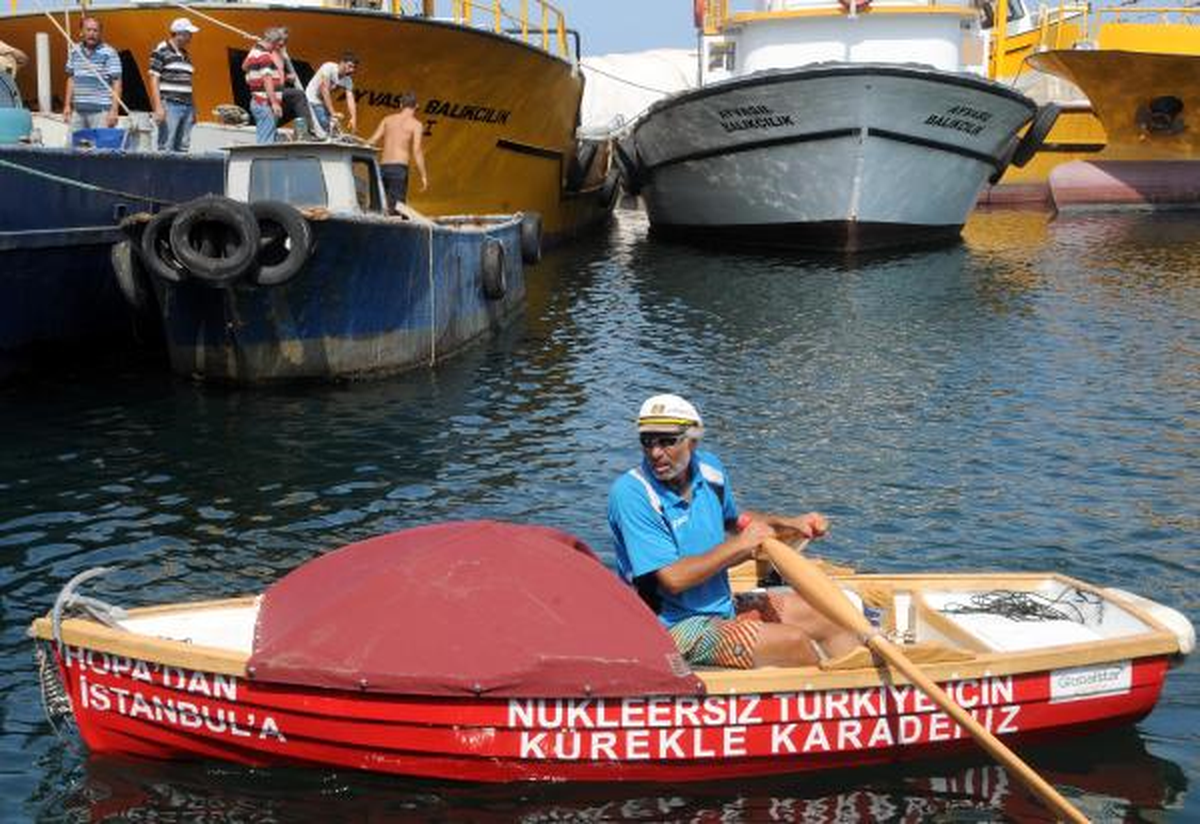 Nükleere Dikkat Çekmek İçin Hopa\'dan İstanbul\'a Kürek Çekecek