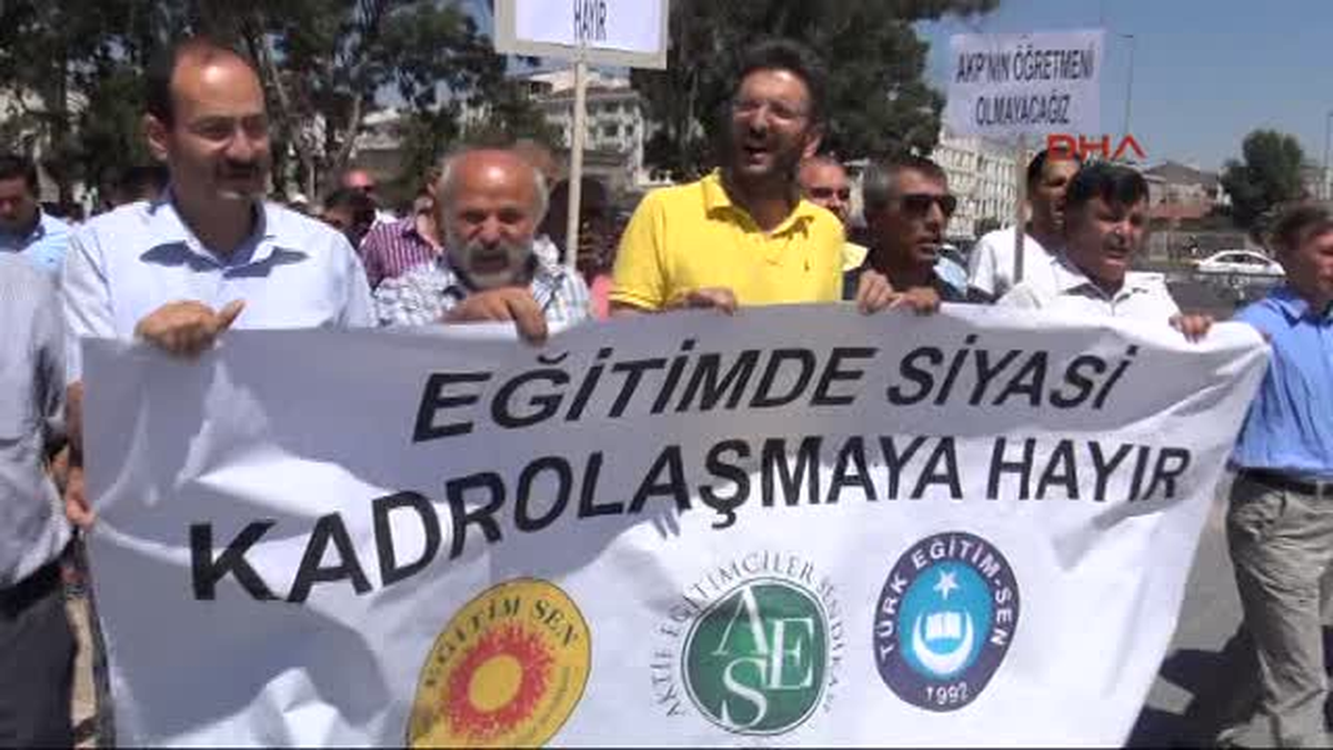 Öğretmenlerden Tartışmalı Protesto