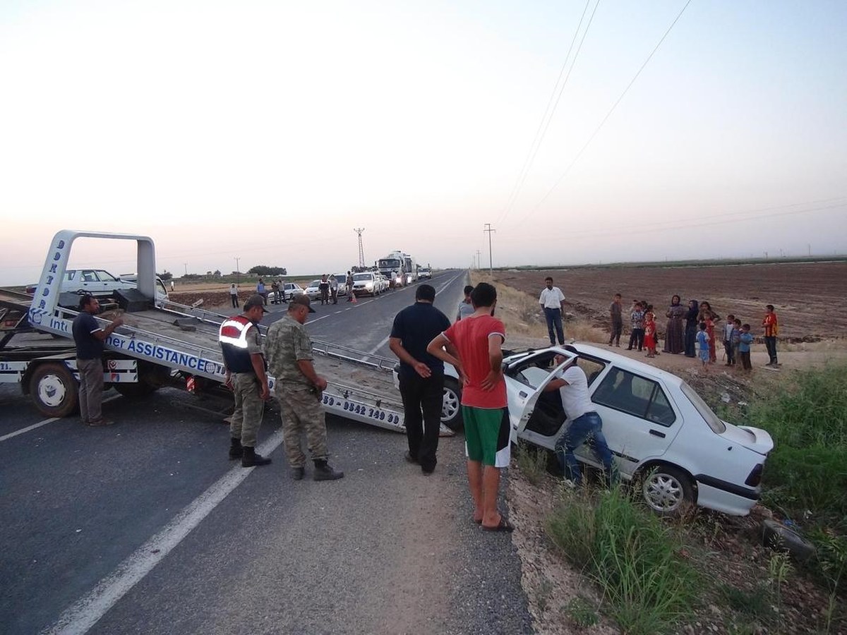Şanlıurfa\'da Trafik Kazası : 2 Yaralı