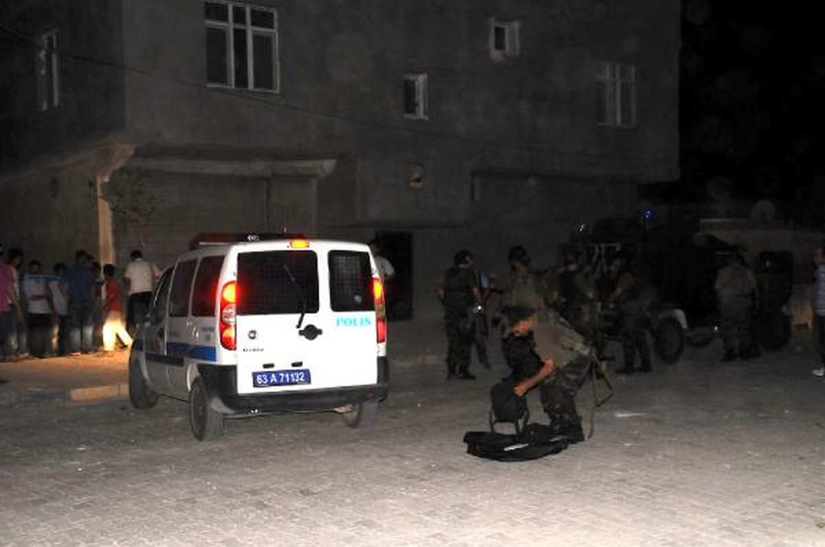 Erken Ekmek Alma Tartışmasında 3 Kişi Yaralandı