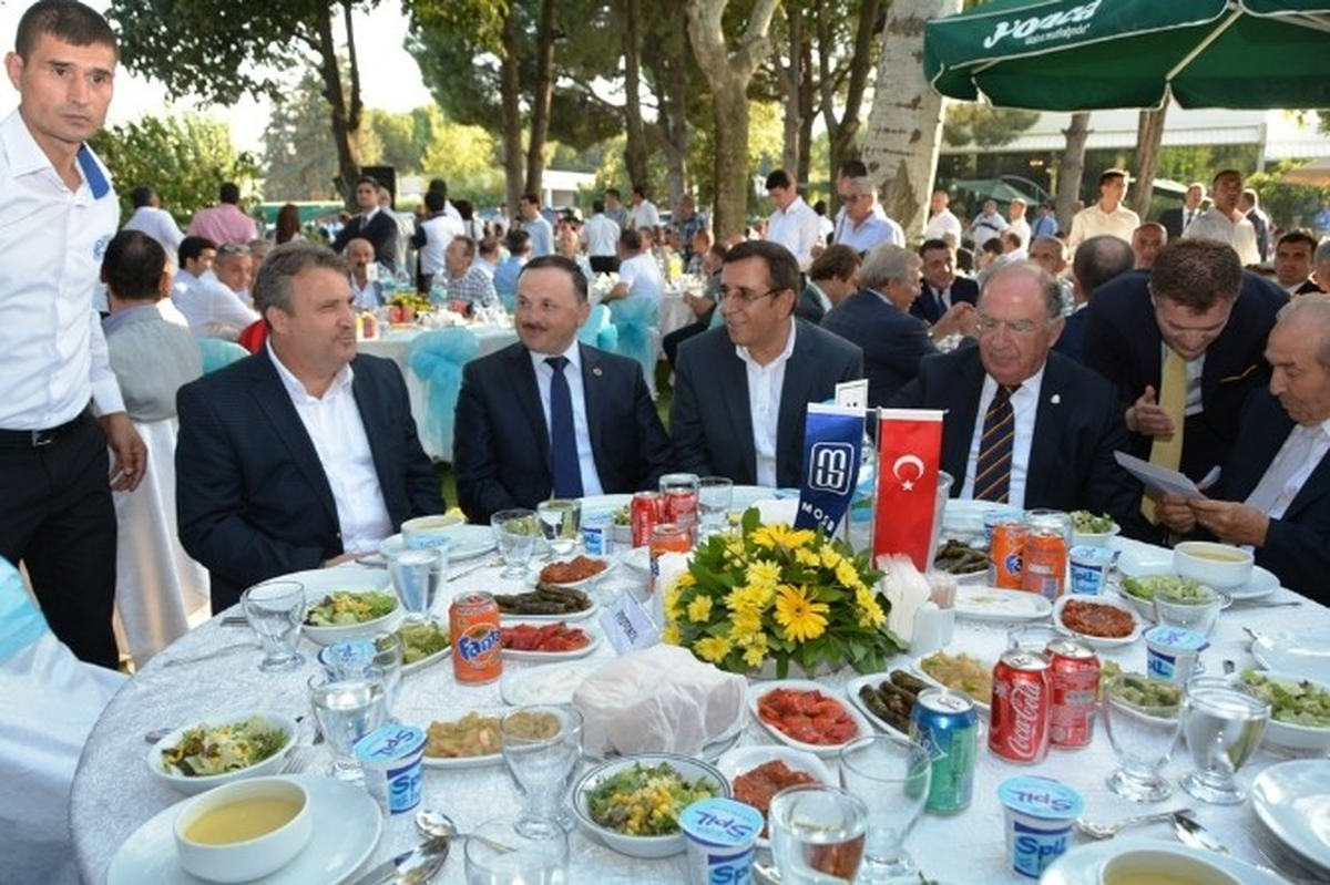 Türkiye Futbol Federasyonu Somalı Ailelerle Yemek Yedi