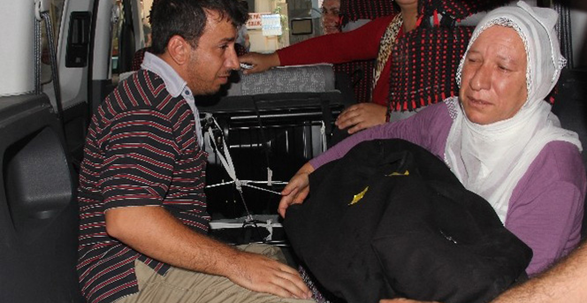 Adana'da 2 Yaşındaki Çocuğun Cenazesini Aileye Çanta İçinde Verdiler