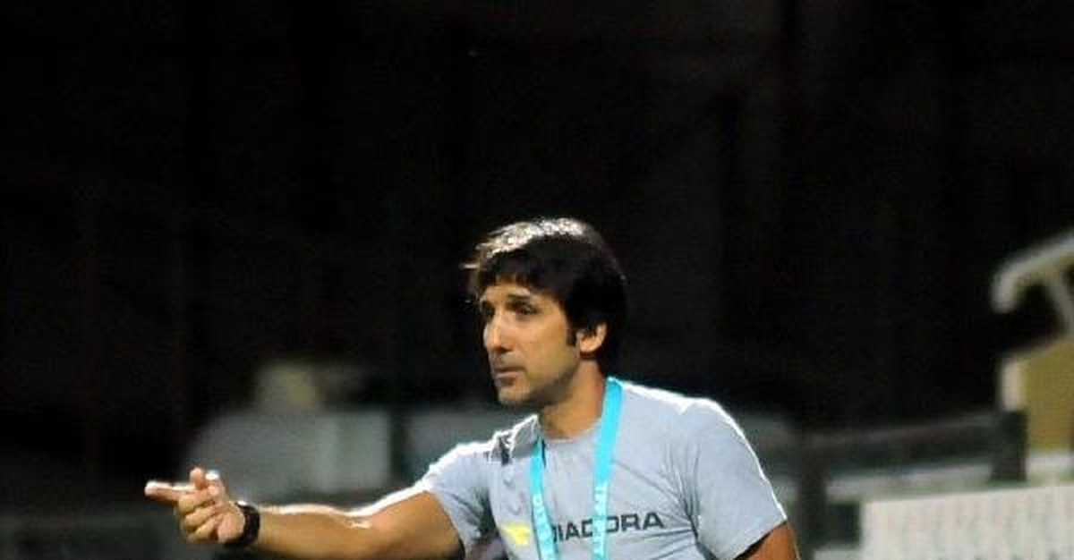 Altay\'da Mesut Toros Kararsız