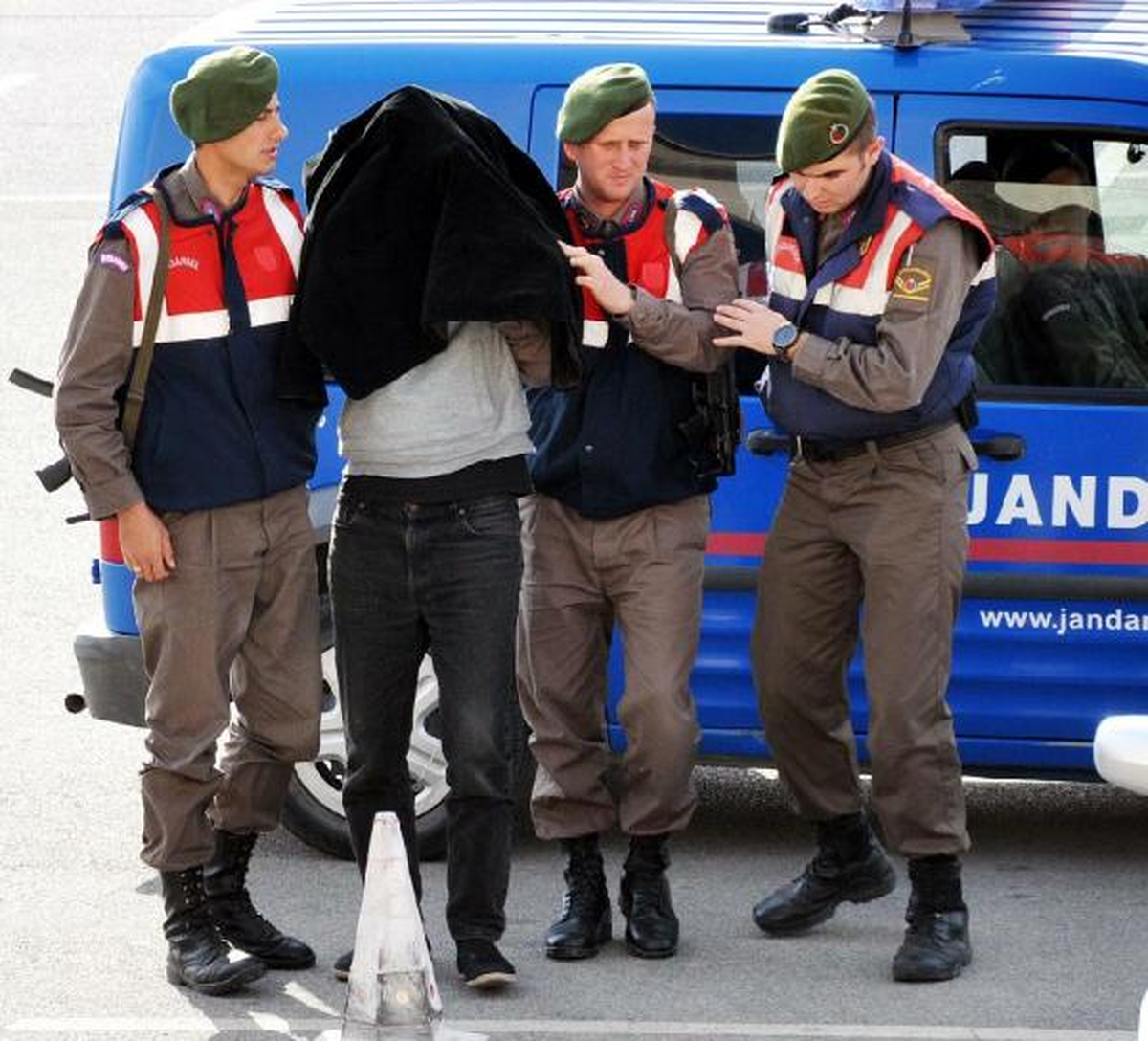 'O Senden Daha İyiydi' Dediği İçin Öldürmüş