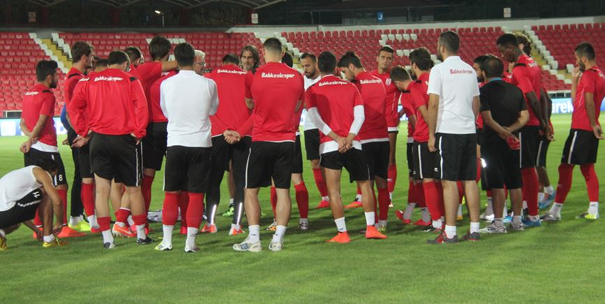 Balıkesirspor\'da Akhisar Belediyespor Maçı Hazırlıkları