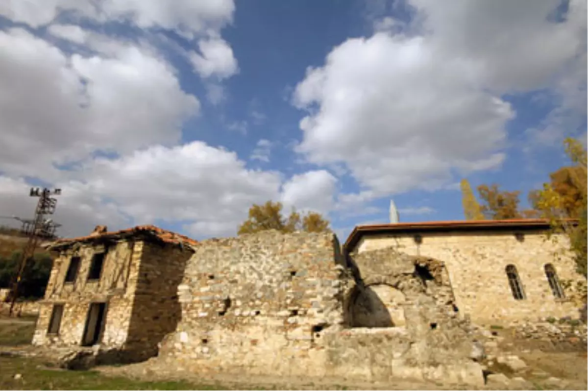 Beylikler Hamamı Eski İhtişamına Kavuşacak