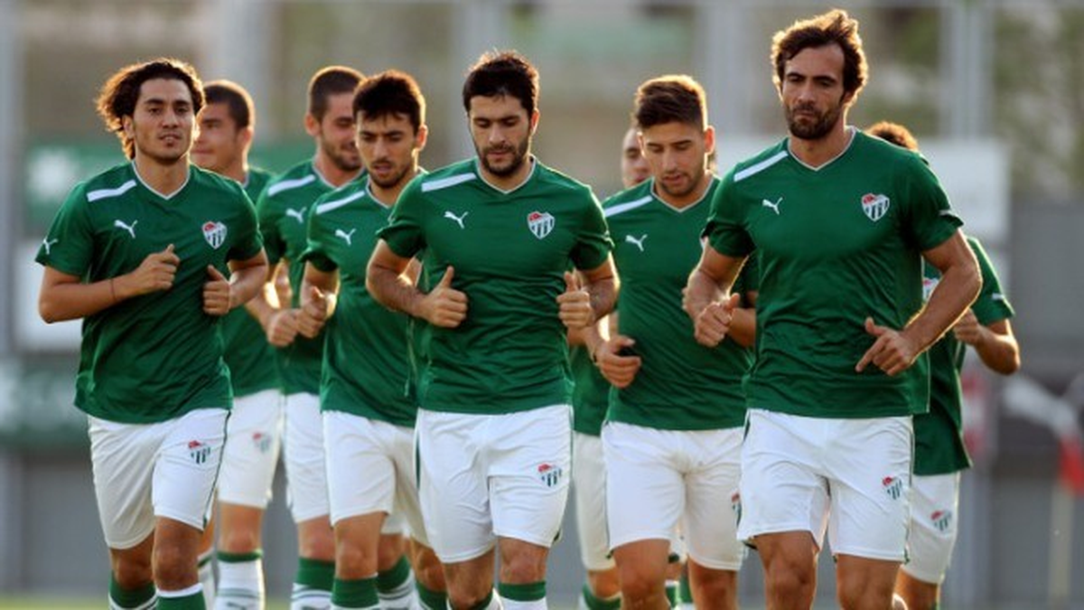 Bursaspor\'da Galatasaray Maçı Hazırlıkları Devam Ediyor