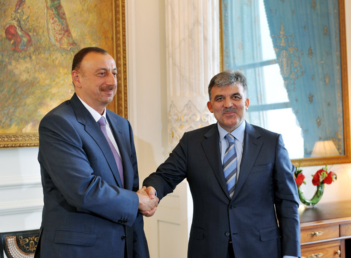 Cumhurbaşkanı Gül, Aliyev\'i Aradı