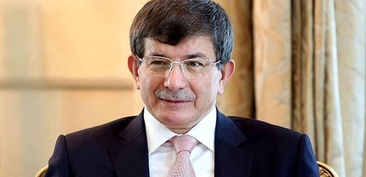 Davutoğlu, Kongre Öncesi Çalışmalarını Sürdürüyor