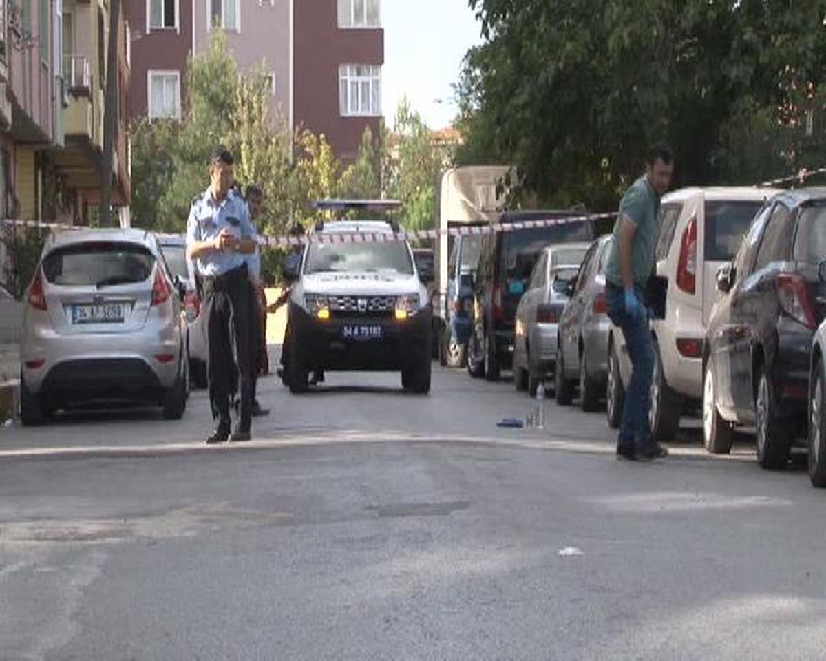 Eyüp\'te Kuyumcuya Gasp